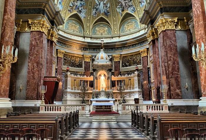 tourist guide budapest