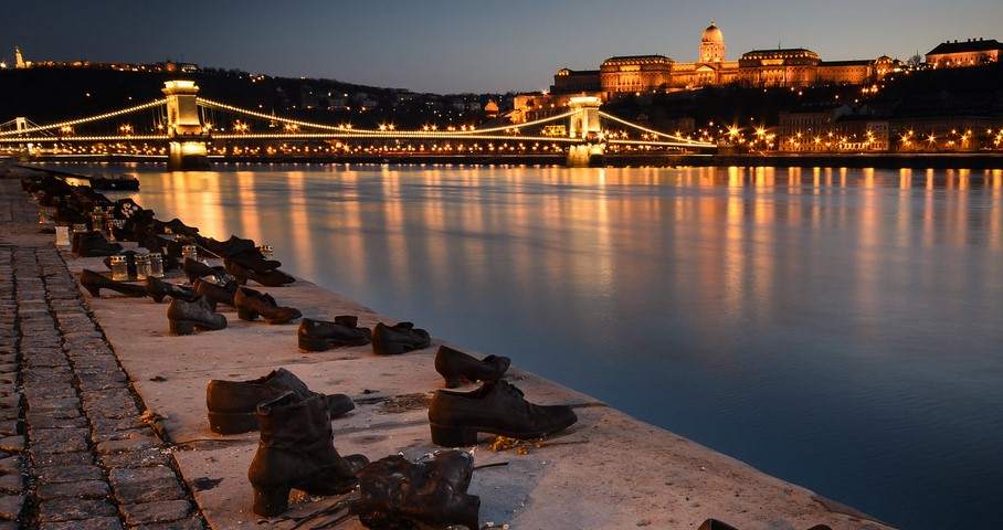 tourist guide budapest